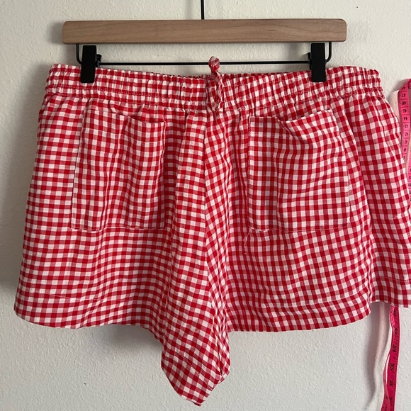 Princess Polly Gingham Shorts | Red and White | Size US 12 - Picture 3 of 5